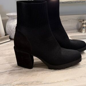 Eileen fisher spell stretch boot 8.5 black